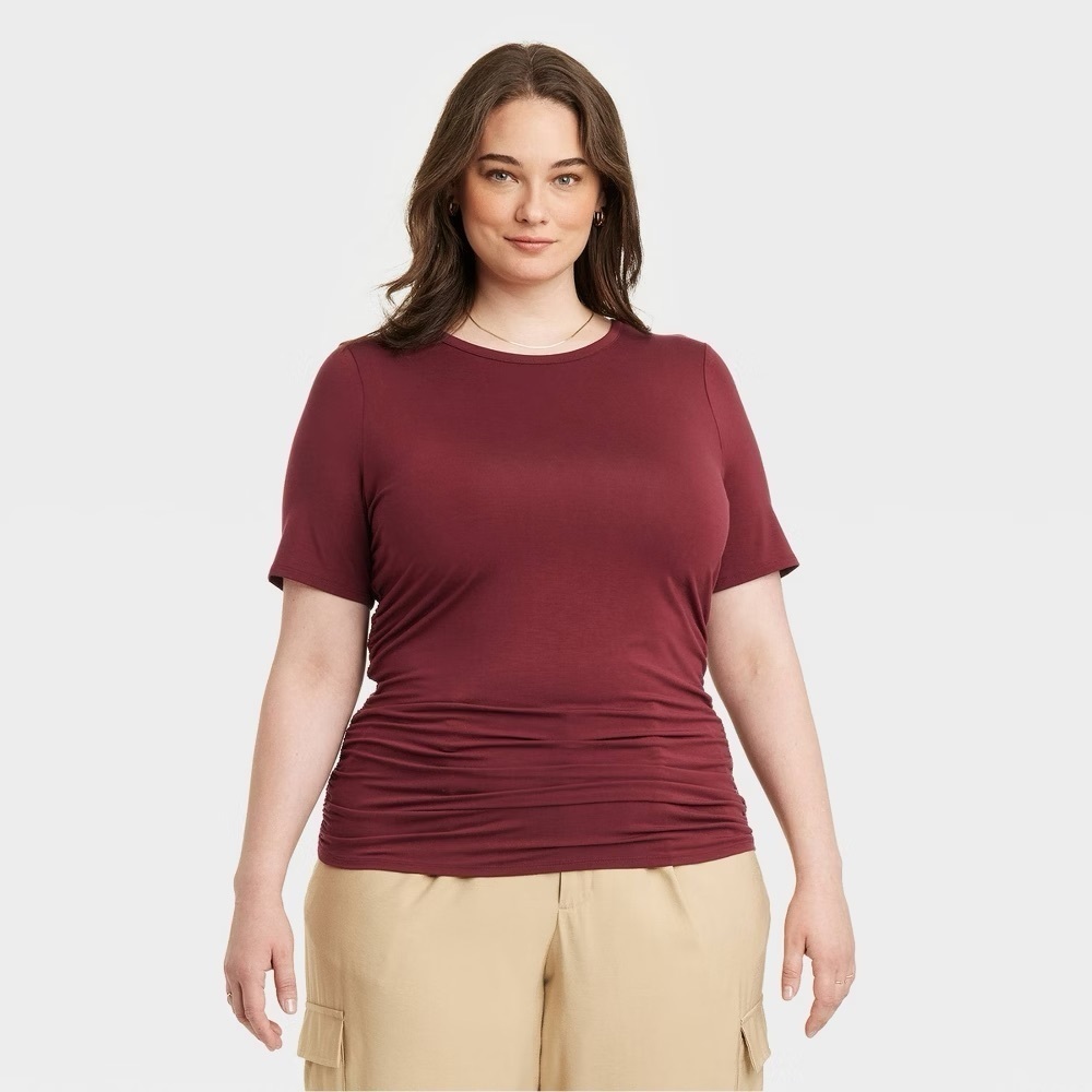 A New Day Red Fitted Ruched Short Sleeve Tee Burgundy